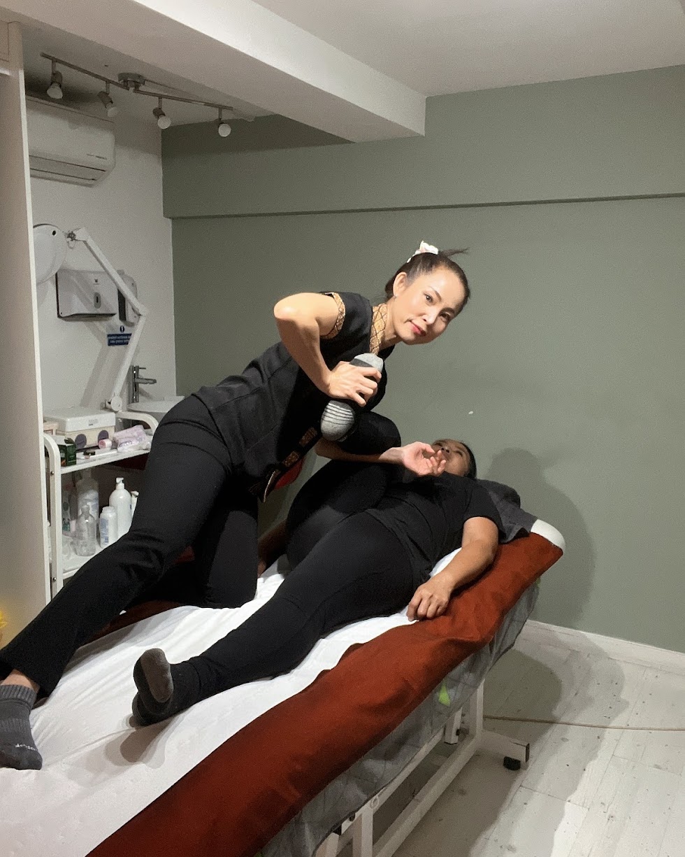 Deep tissue massage therapy in action